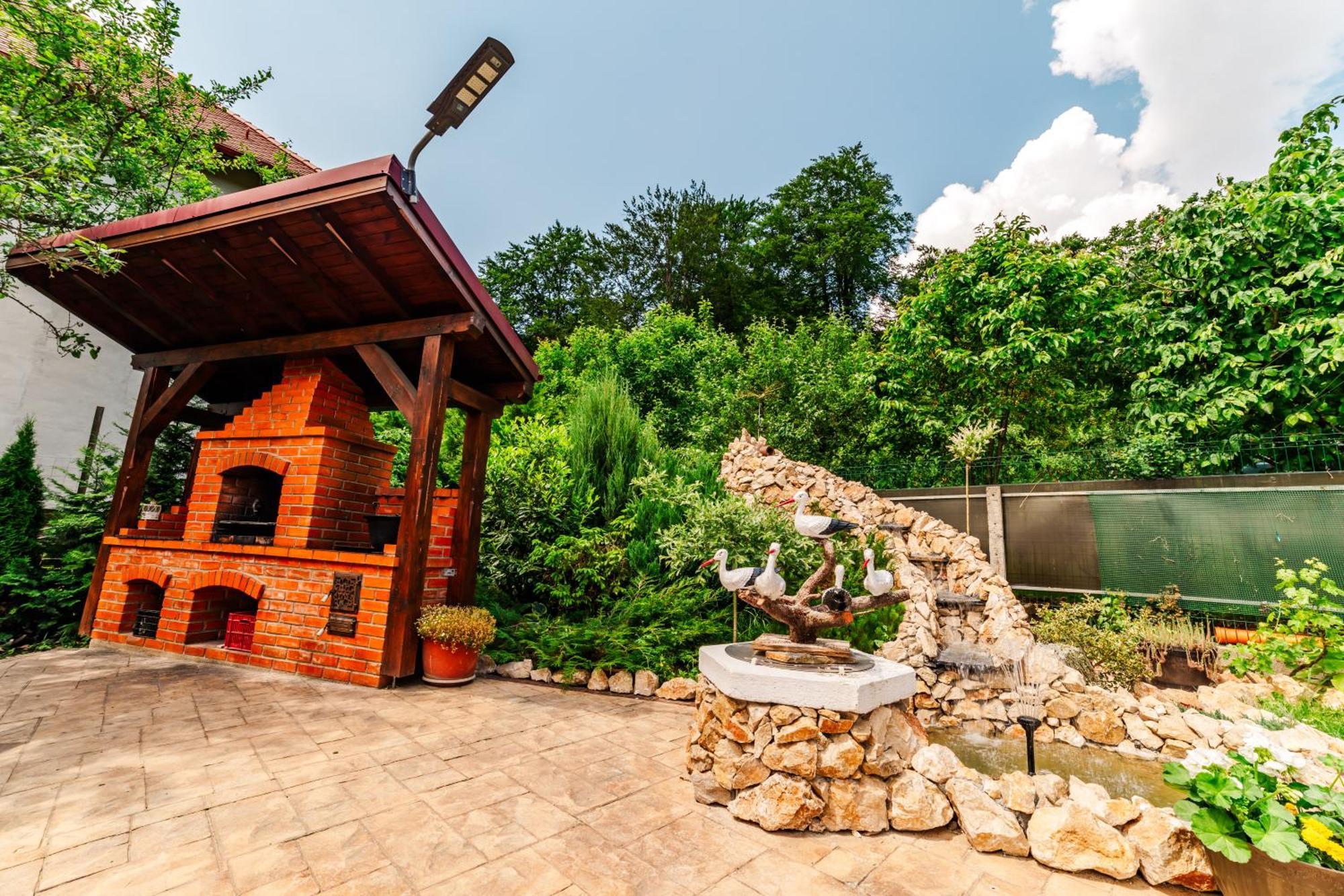 Casa Poiana Soarelui Villa Brasov Exterior photo