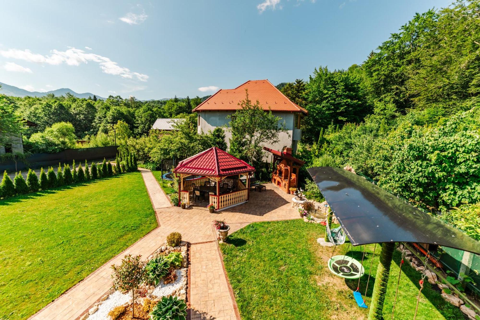 Casa Poiana Soarelui Villa Brasov Exterior photo